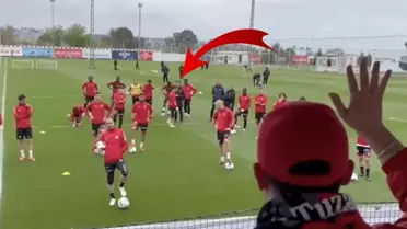 Emre Kılınç, taraftarın sözleri sonrası antrenmanı terk etti