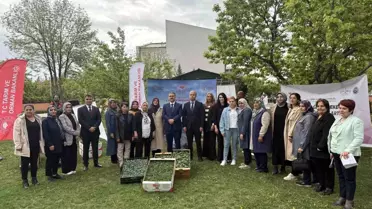 Kadın Çiftçilere Fide Dağıtımı Yapıldı