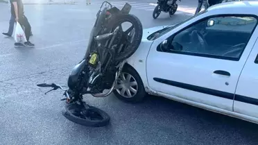 Karaman'da otomobille çarpışan motosiklet sürücüsü yaralandı