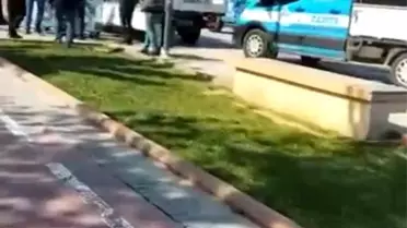 Bursa'da Seyyar Satıcılara Büyükşehir Zabıtasından Operasyon