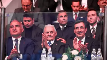 Bakan Ersoy: 'Erzurum, geçmişle geleceği, Doğu ile Batı'yı birleştiren canlı bir köprüdür'