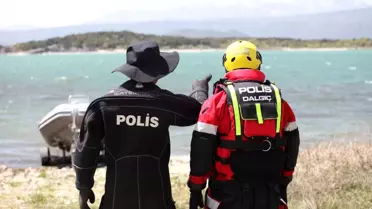 Kurbağa Adamlar Su Altında Eğitimde