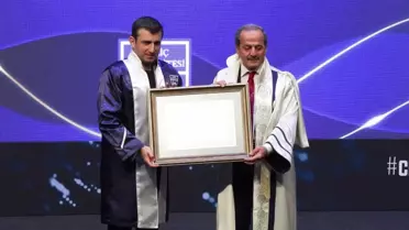 Selçuk Bayraktar'a Fahri Doktora