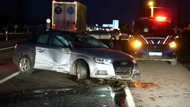 Aksaray'da Takla Atan Otomobilde 2 Yaralı