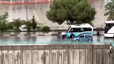 Turgutlu'da Araç Çarpan Genç Yaralandı
