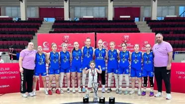Canik Belediyespor U14 Kız Basketbol Takımı Türkiye İkincisi Oldu