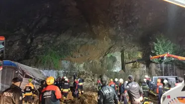Canik'te Heyelan: 3 Ölü, Müdür Gözaltında