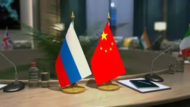 Çin ve Rusya BRICS'te Bir Araya Geldi