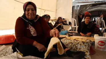 Kırşehir'de Engelliler Meclisi, Gözleme Satarak Tatil Parası Kazanıyor