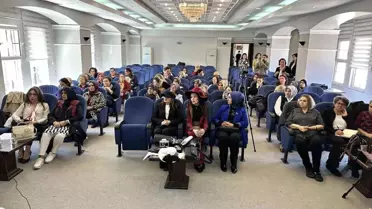 Kastamonu'da Kadınlara Şapka Tasarımı Eğitimi