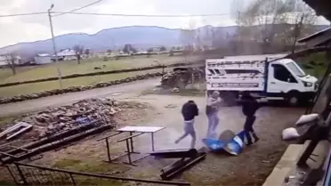 Bingöl'de Patlayan Varil Korku Dolu Anlar Yaşattı
