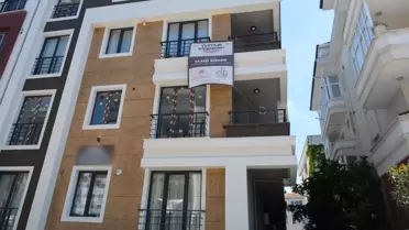 Avcılar'da Yarısı Bizden Kampanyası ile Dönüşen Binalar