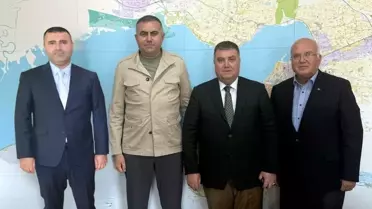 İzmir'de Taksicilerden Emniyete Teşekkür Ziyareti