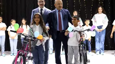 Roman Çocuklara Kur'an Kursu Kapanış Programı