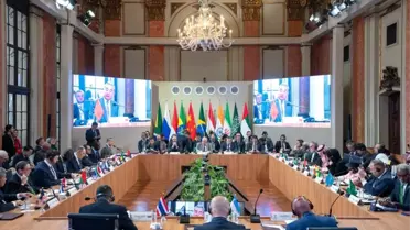 Wang Yi Brezilya'da BRICS Temasları Sürdürüyor