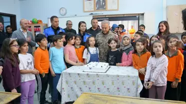 Emniyet Müdürü'nden Öğrenciye Doğum Günü Sürprizi