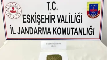 Eskişehir'de Uyuşturucu Taşınırken Yakalandı