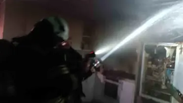 Erzurum'da Apartman Yangını Korkuttu