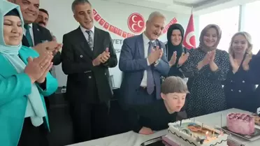 MHP'den Down Sendromlu Mert'e Doğum Günü Kutlaması