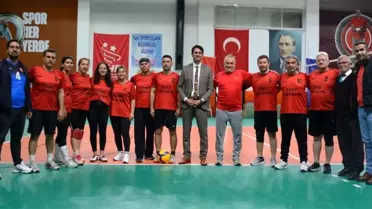 Köyceğiz'de Okul Müdürleri Spor Yarıştı