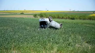Edirne'de Trafik Kazası: Sürücü ve Eşi Yaralandı