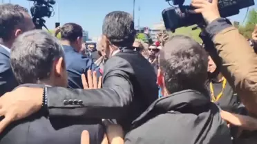 CHP Genel Başkanı Özgür Özel'e Yumruklu Saldırıyı Gerçekleştiren Şüpheli Gözaltında