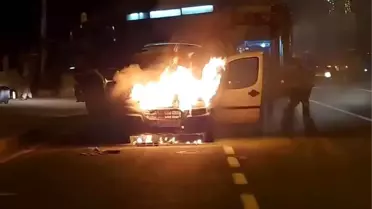 Erzurum'da Otomobil Yangını