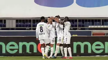 Kasımpaşa, Trabzonspor'u 1-0 Önde Bitirdi