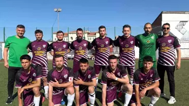 Kınıkspor, Kandillispor'u 3-2 Yendi