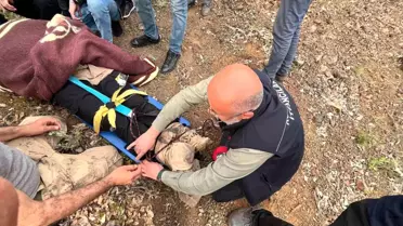 Elazığ'da Uçurumdan Düşen Vatandaş İtfaiye Ekipleri Tarafından Kurtarıldı