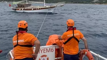 Bodrum'da Suyun İçinde Tekne Kurtarıldı