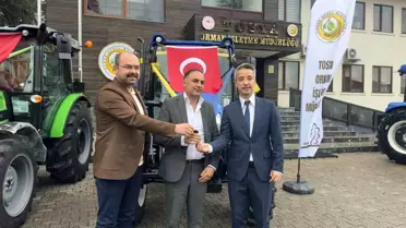 Tosya'da Çiftçilere Faizsiz Traktör Desteği
