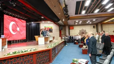 Yunusemre Belediye Meclisi'nden Özgür Özel'e yapılan saldırıya kınama