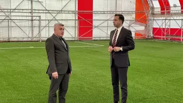 Kaymakam Aslan Halı Saha İncelemesi Yaptı