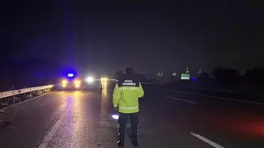 Otoyolda Kaza: 4 Yaralı