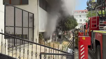 Avcılar'da Yangın Söndürüldü