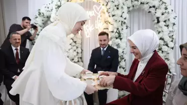 Bakan Göktaş, Nişan Törenine Katıldı