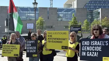 Berlin'de İsrail Cumhurbaşkanı'na Protesto