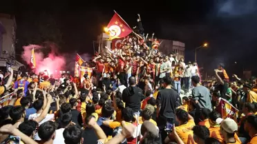 Galatasaray'ın Şampiyonluğu Coşkuyla Kutlandı