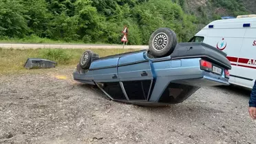 Karabük'te Otomobil Devrildi: 2 Yaralı