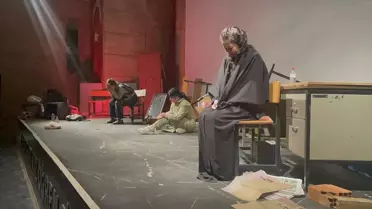 Muş'ta 'Meryem' Tiyatrosu Sahnelendi