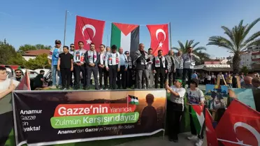 Anamur'da Filistin'e Destek Yürüyüşü