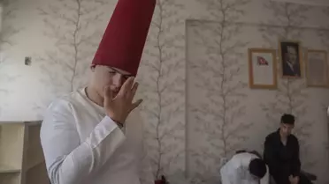 Özel Gereksinimli Öğrenciler Semazen Gösterisi Düzenliyor