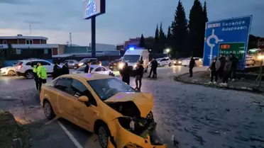 Sapanca'da Trafik Kazası: 6 Yaralı