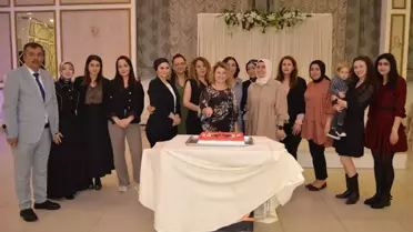 Türk Sağlık-Sen Boyabat'ta Ebeler Günü ve Hemşireler Haftasını kutladı