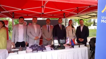 Bilecik Belediye Başkan Yardımcıları Bilim ve Kültür Şenliği'nde Öğrencilerle Bir Araya Geldi