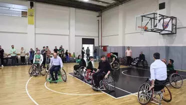 Engelliler Haftası'nda Başkan Altay'dan Tekerlekli Sandalye Basketbol Deneyimi