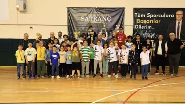 Çameli'de Gençlik ve Spor Bayramı Satranç Turnuvası Gerçekleştirildi