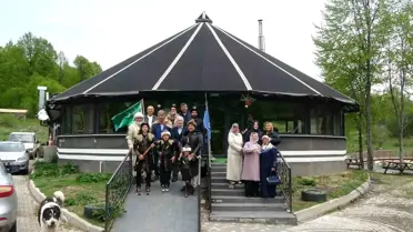 Zeki Aktürk, 309'uncu Kütüphanesini Kayı Obası'na Kurdu