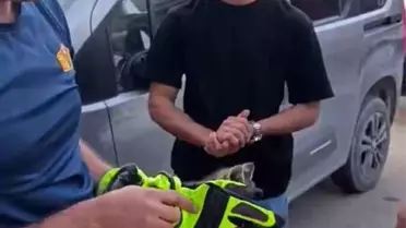 Iğdır'da Sıkışan Yavru Kedi İtfaiye Ekipleri Tarafından Kurtarıldı